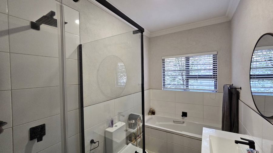 3 Bedroom Property for Sale in Melodie North West